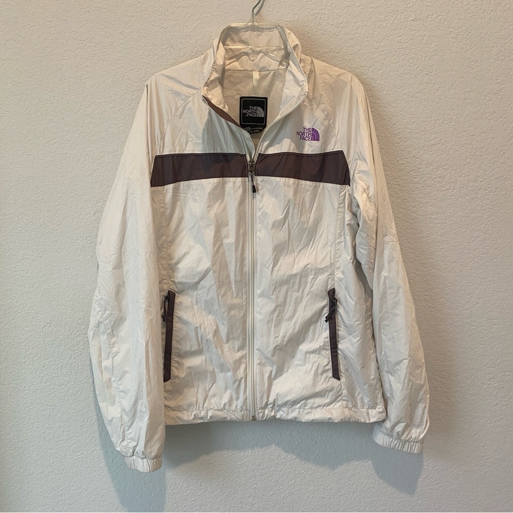The North Face Women’s Windbreaker Size M